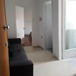 Mahe Apartament Volos